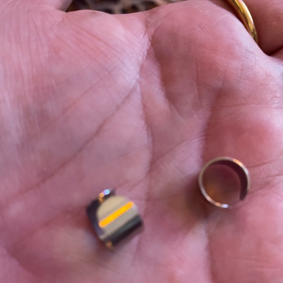 Ear cuffs - Picture 2 of 4